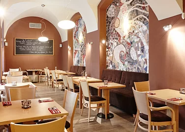 Restaurace Naše farma – Restaurant OUR FARM