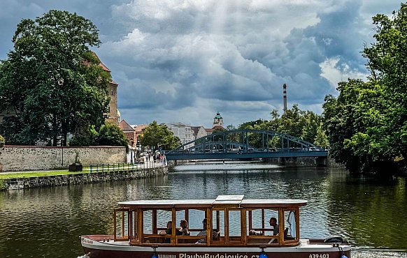 Fd42e956 a691 417c a27b 645a0902e26e