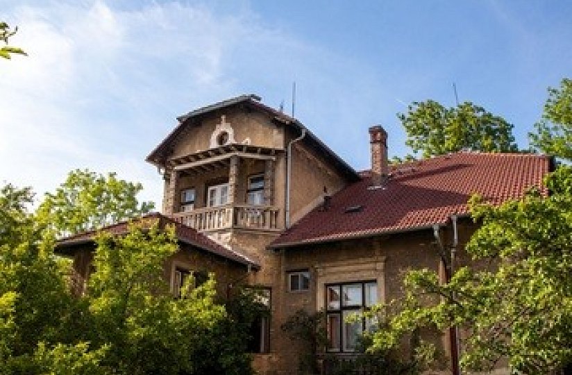 Prohlídka: Kendeho vila - Jan Ciglbauer