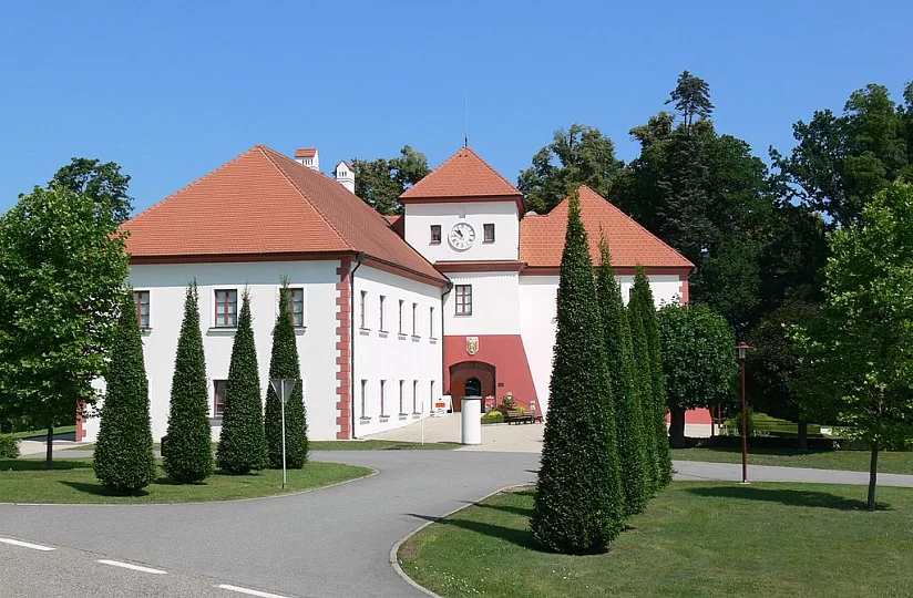 Informační centrum Temelín (Zámek Vysoký Hrádek)