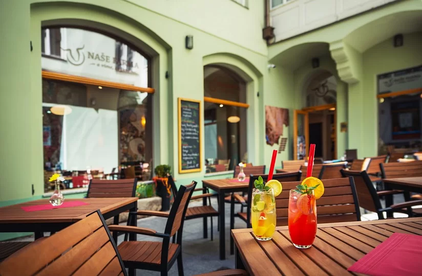 Restaurace Naše farma – Restaurant OUR FARM