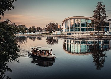 Guided cruises along the Malše and Vltava rivers